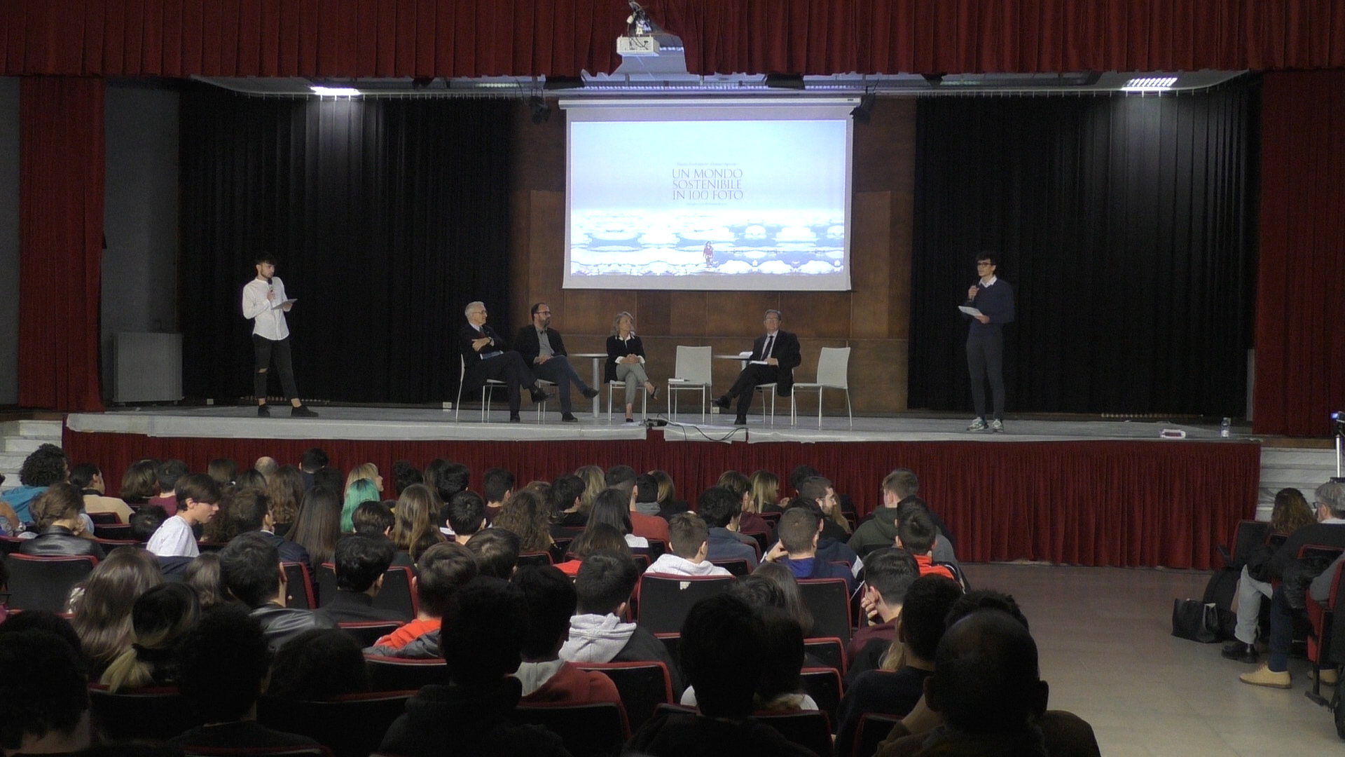 "Un mondo sostenibile in 100 foto": gli studenti del liceo Morgagni ne discutono ciao ciao che bello evviva