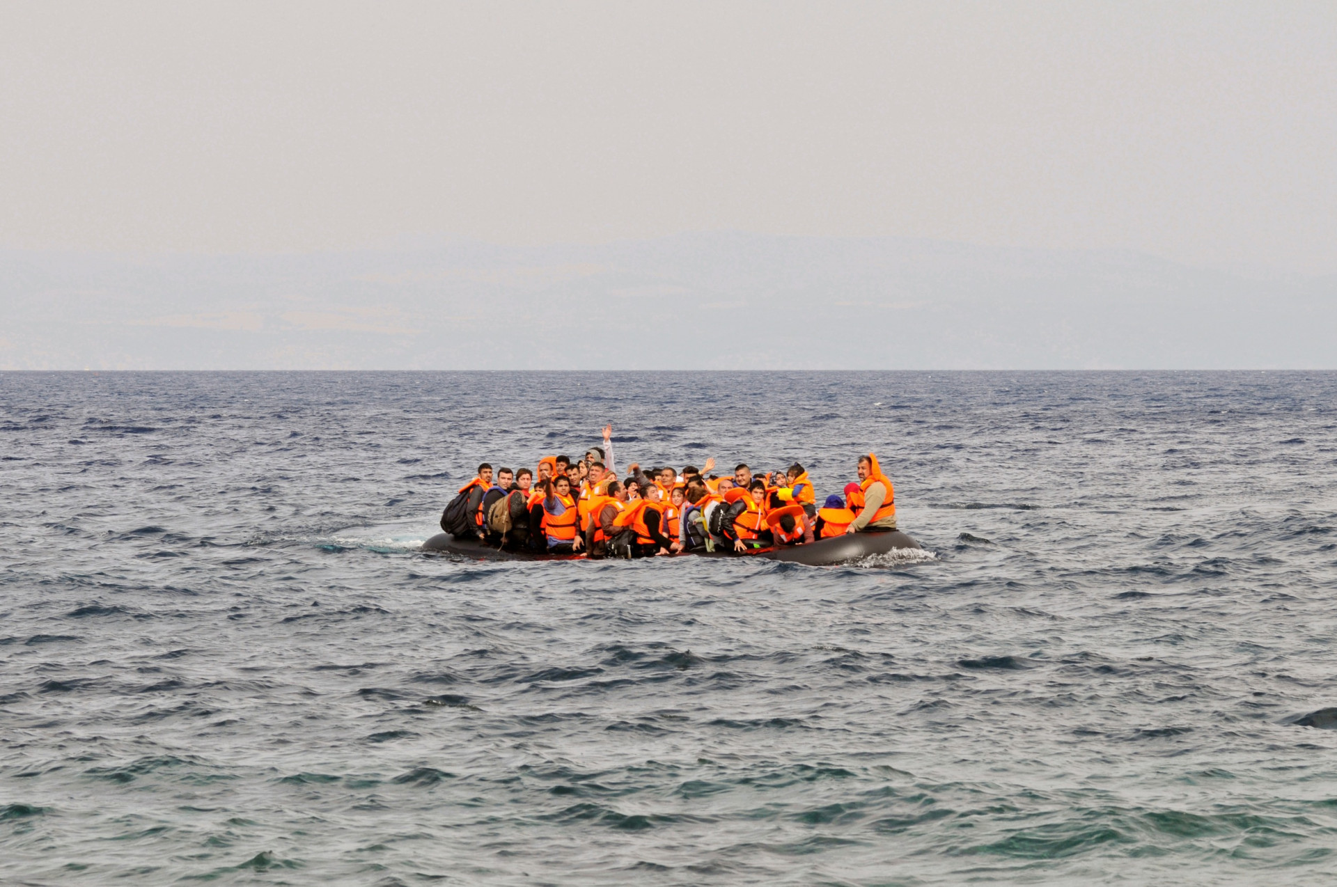 L’esplodere delle migrazioni costringe a ripensare i rapporti col resto del mondo