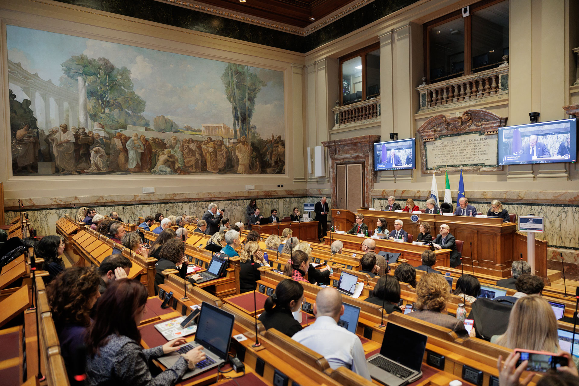Accelerazione e futuro passano dalla capacità di connettere i territori CRONACA DELL'EVENTO <br>Accelerazione e futuro passano dalla capacità di connettere i territori