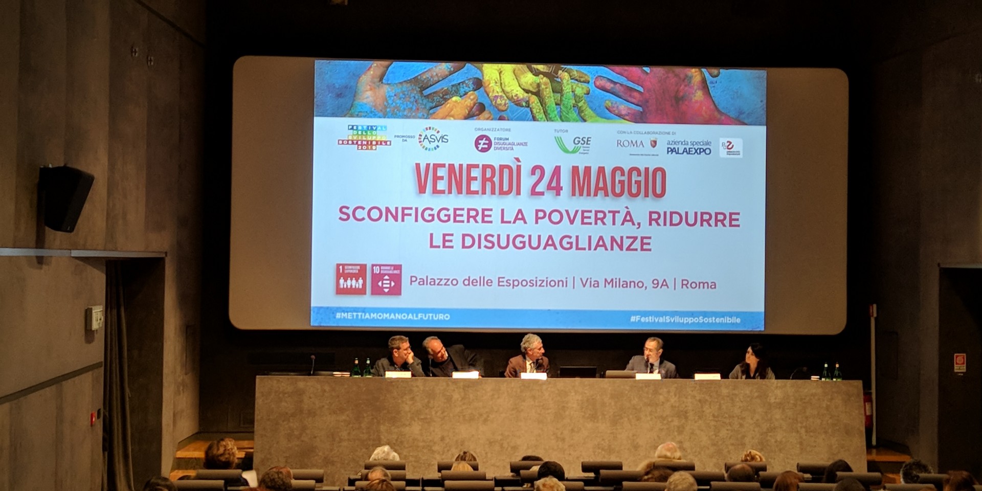 Per ridurre disuguaglianze e povertà è necessario governare la rivoluzione digitale e assumere una nuova visione politica e culturale Per ridurre disuguaglianze e povertà è necessario governare la rivoluzione digitale e assumere una nuova visione politica e culturale