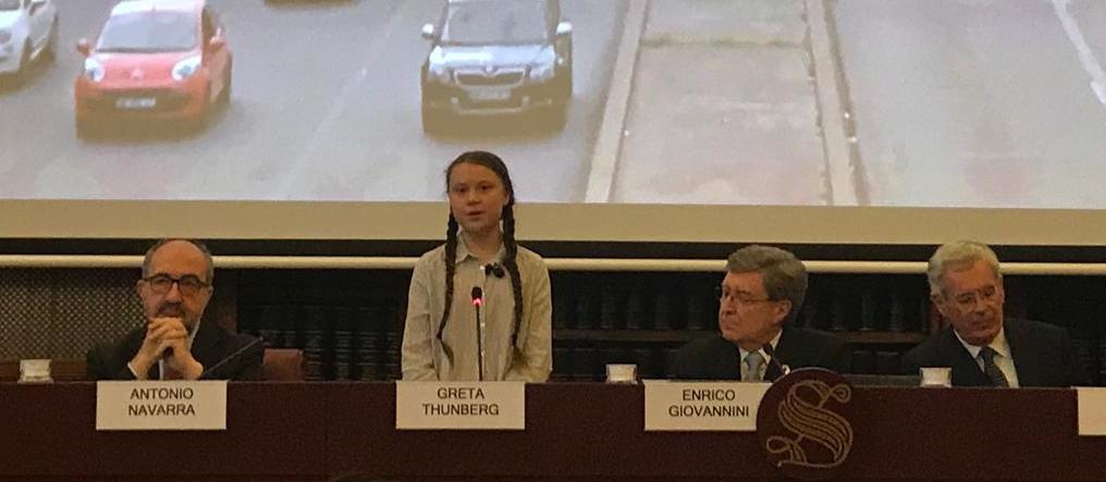 Greta Thunberg parla di clima in Senato: abbiamo pochi anni per cambiare
