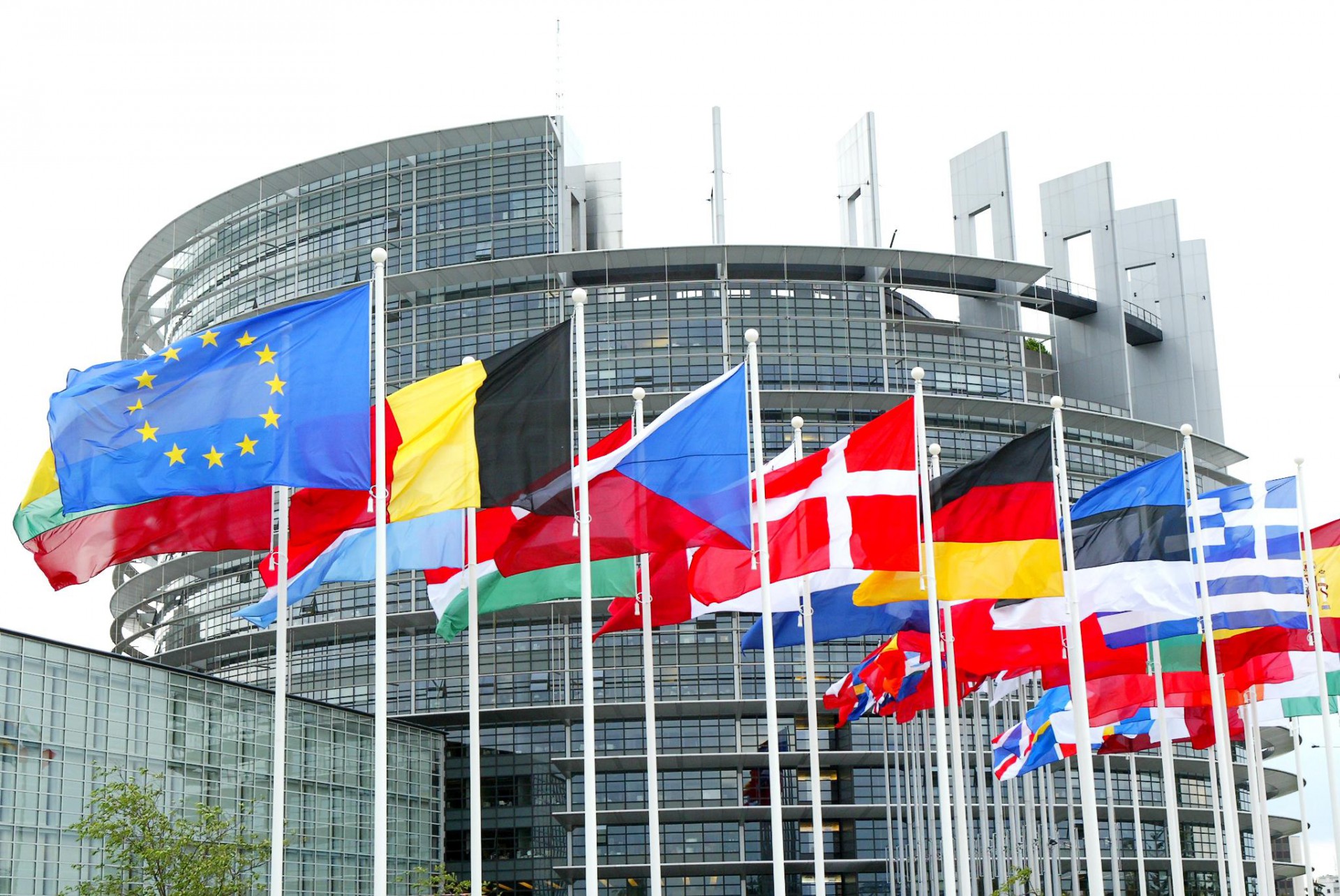 Il Parlamento europeo approva la revisione della Direttiva sugli Ets