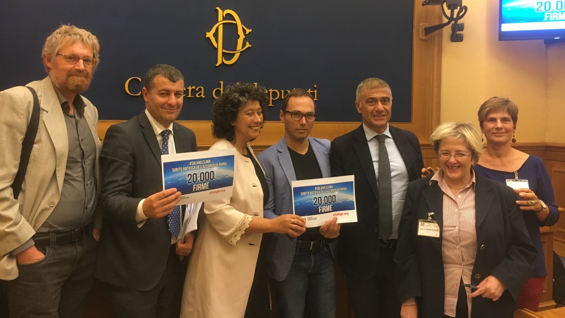 La Camera approva la ratifica degli Accordi di Parigi