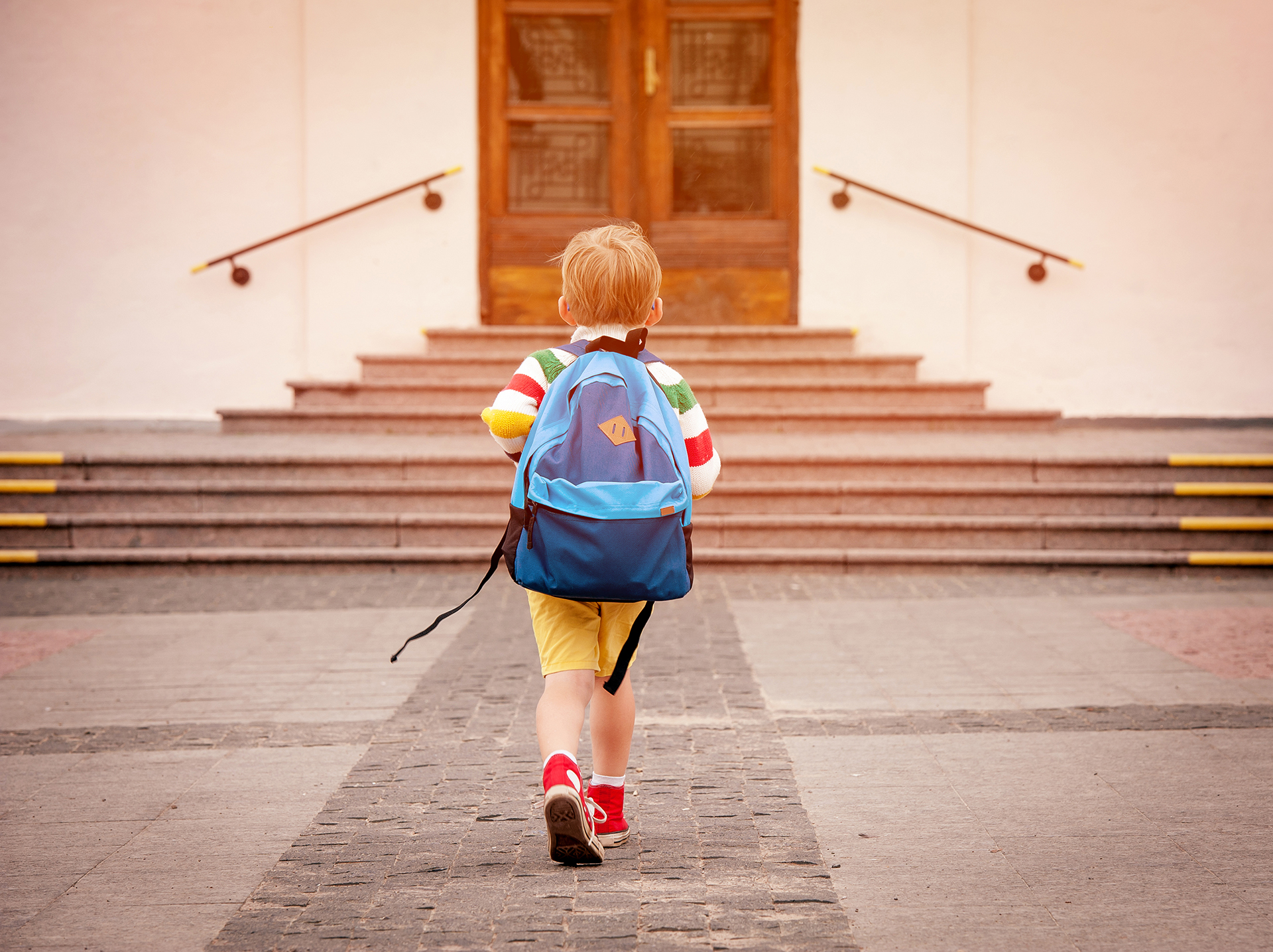 Scuola: Cittadinanzattiva, classi sovraffollate ed edifici senza agibilità Un bambino su tre è minacciato da povertà e rischio climatico